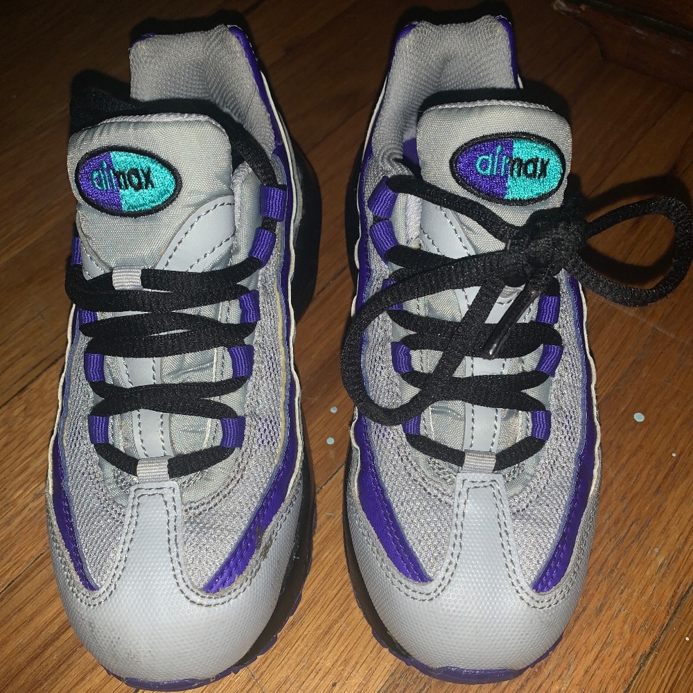 “Nikes ” Air max 95 toddler shoes 💙💙💙